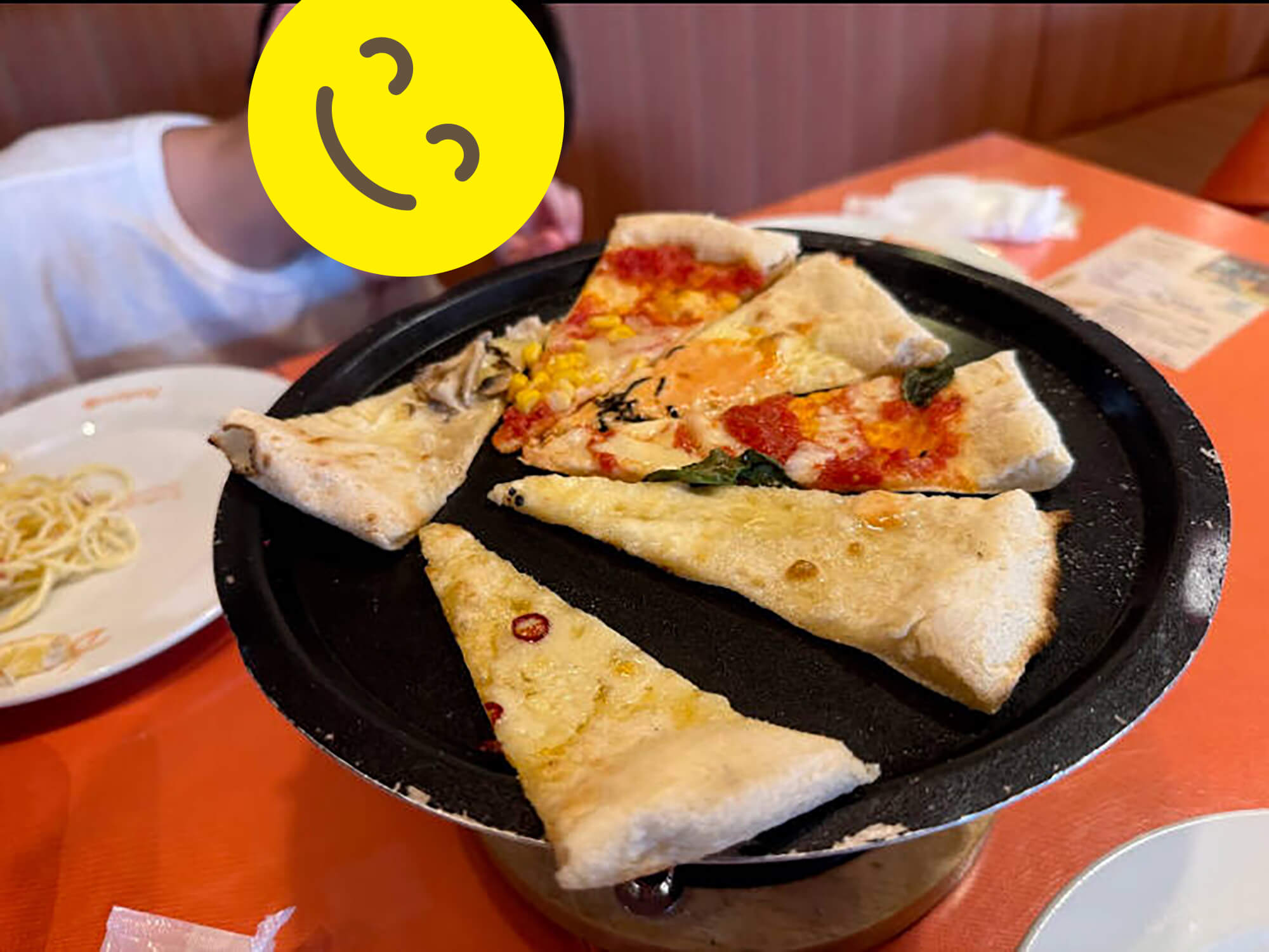 08　昼ごはんピザの食べ放題