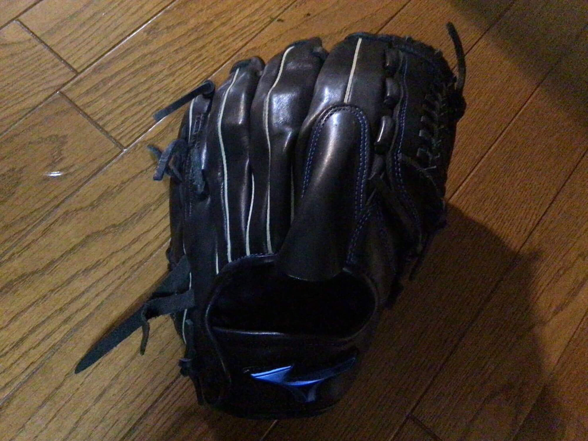 13　野球のグローブ